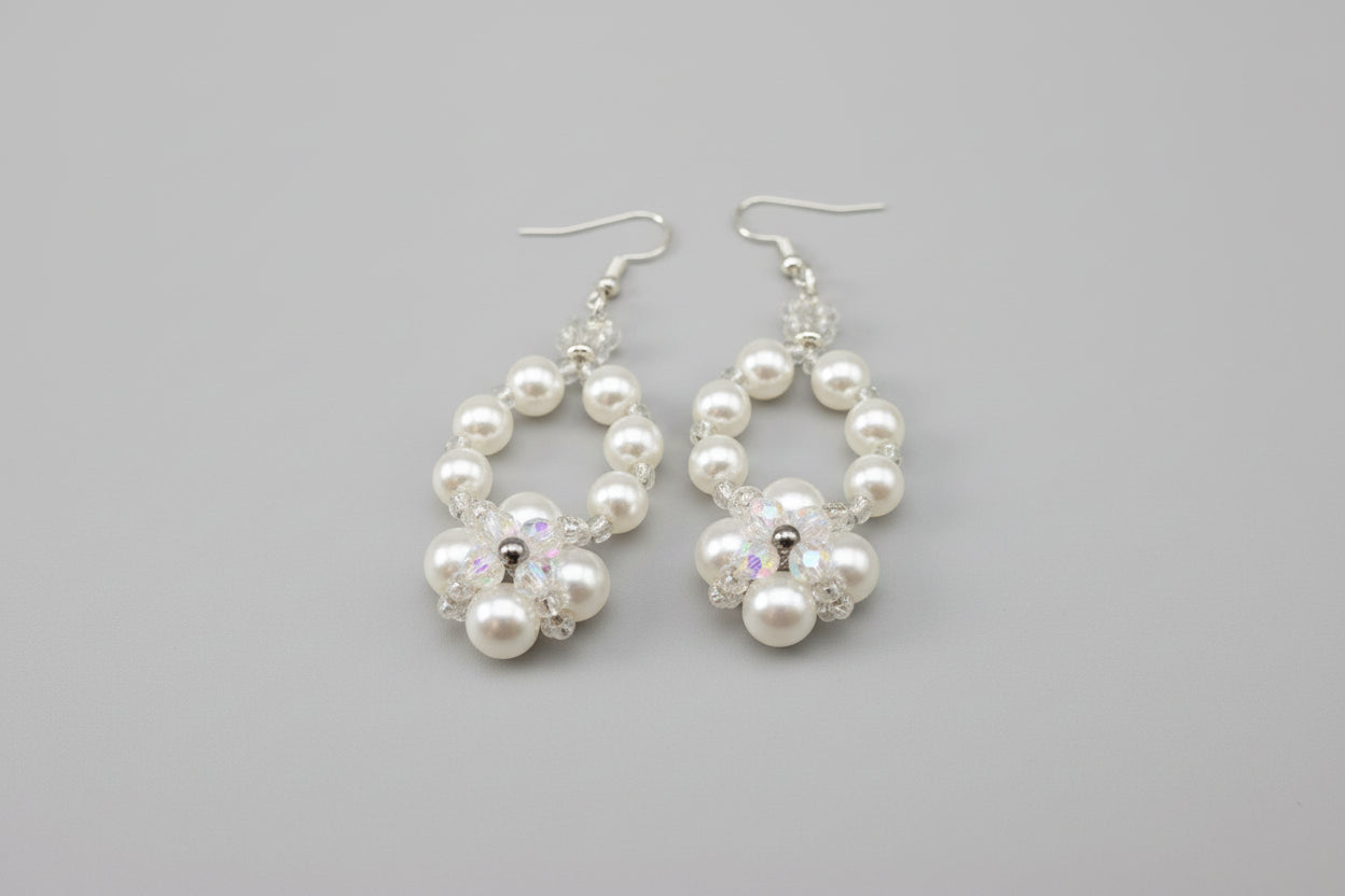 boucles d'oreilles perles blanches