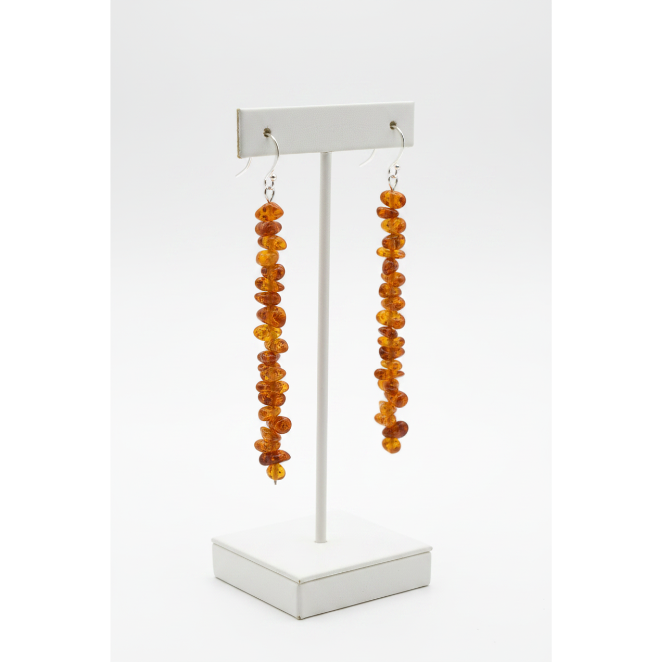 Boucles_d_Oreilles_pendantes_Ambre_1300_x_1300_px