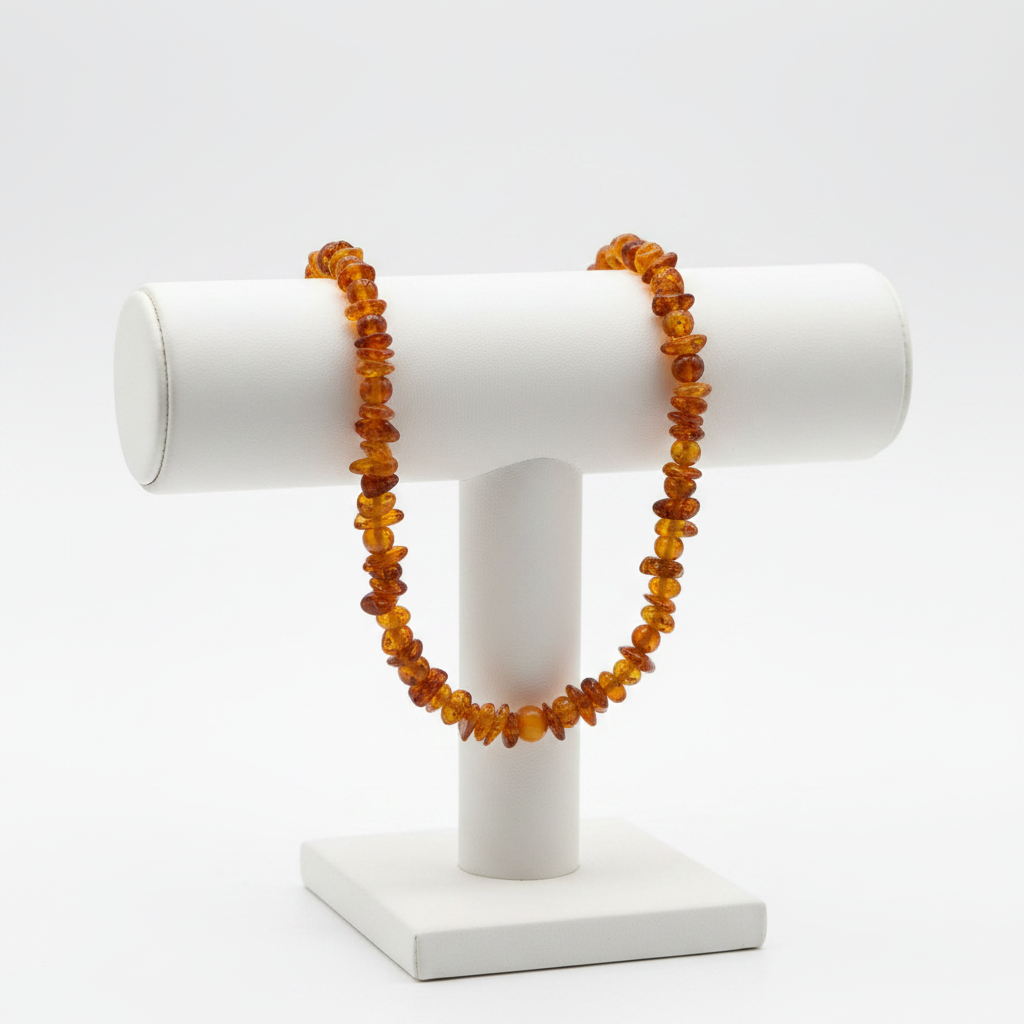 Collier Ambre baltique sur présentoir