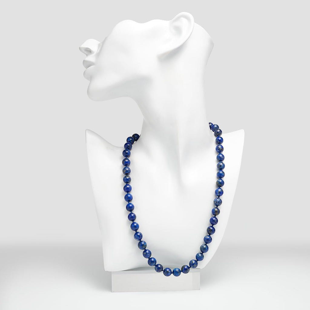 Collier_lapis_lazuli_sur_Bleu