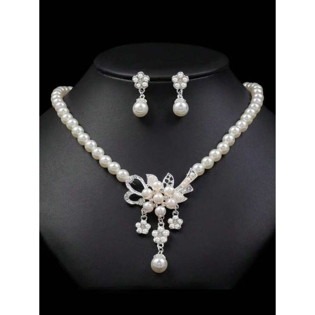 Parure de mariée en perles blanches céleste