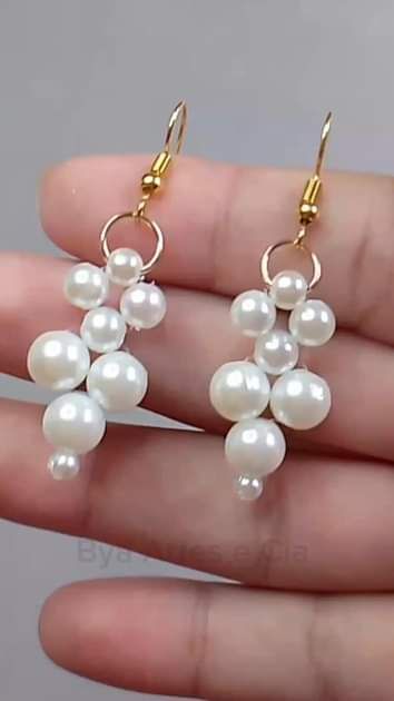 Boucles d'Oreilles de Mariée Lumière - Perles Blanches Élégantes