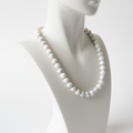 Howlite Blanche sur présentoir